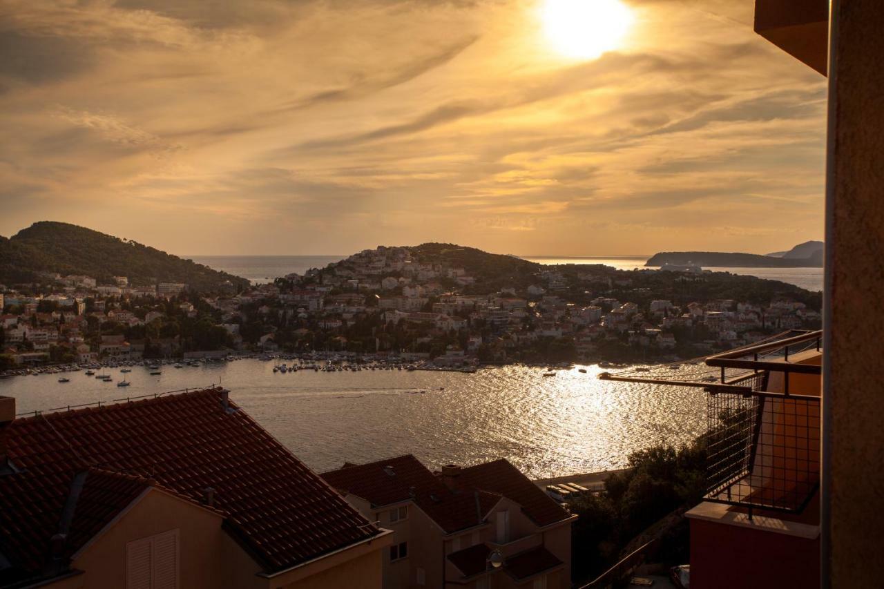 Apartament Two Bedroom With A Sea View & A Balcony *